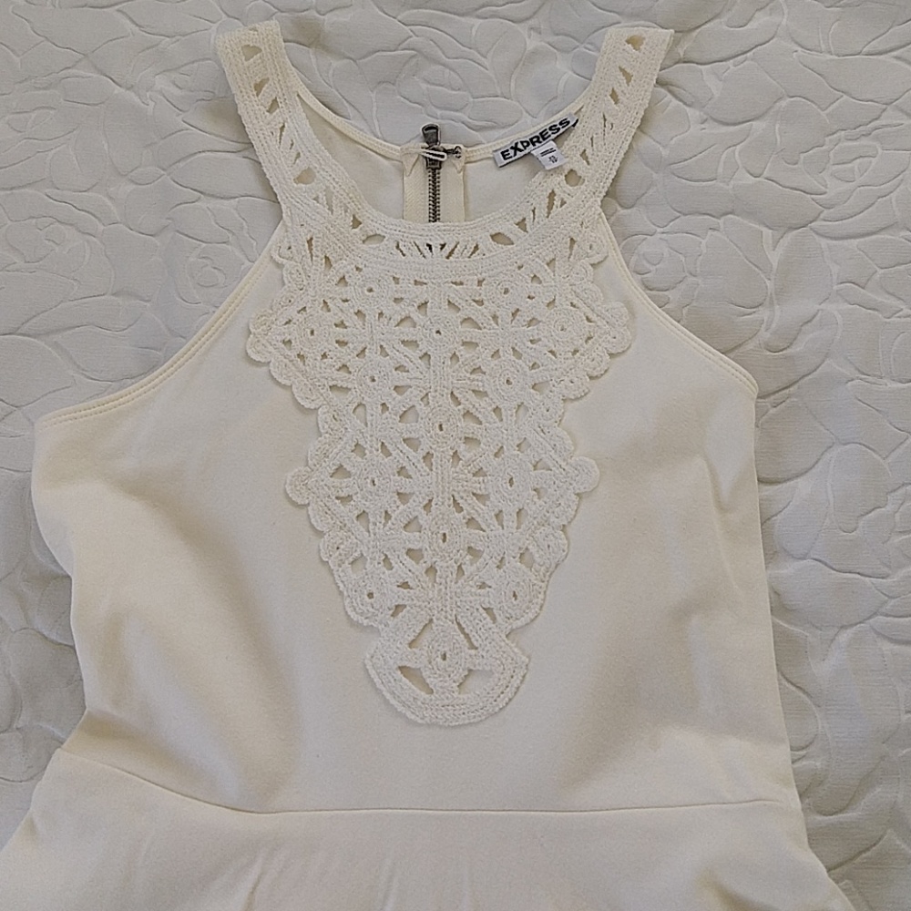 Express off white croshet top dress😍